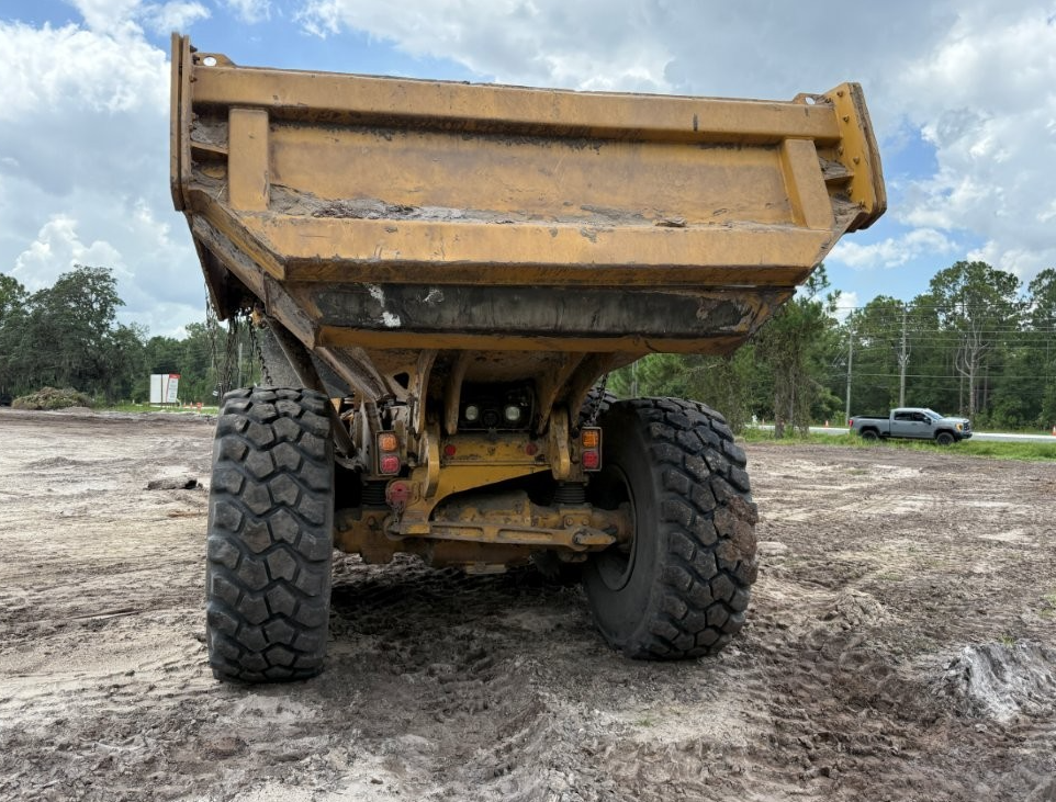2023 CAT 730 Articulated Rock Truck for Sale